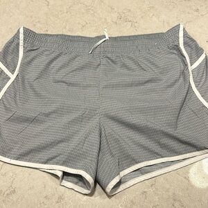 🤍 GAP G-STRIDE ATHLETIC SHORTS